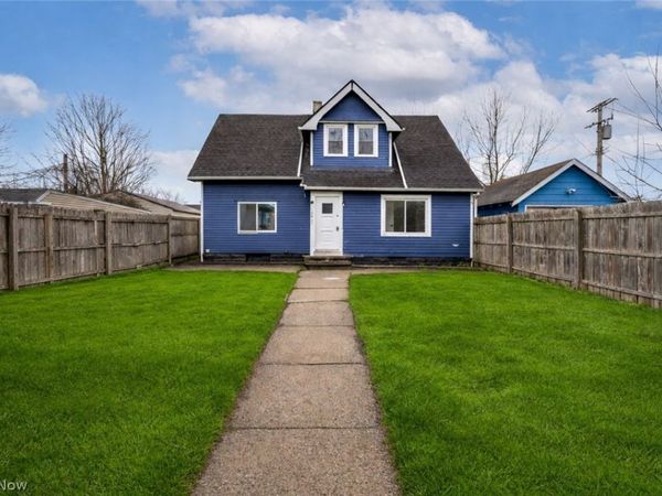 12831 Carrington Avenue, Cleveland, OH 44135