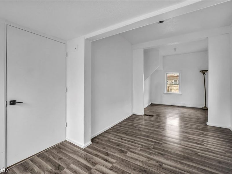 12831 Carrington Avenue, Cleveland, OH 44135 Photo 13