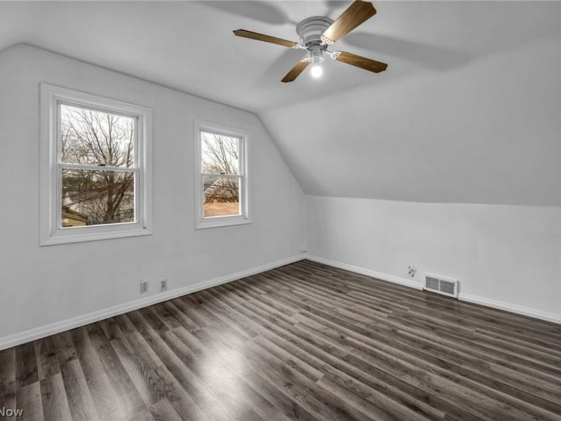 12831 Carrington Avenue, Cleveland, OH 44135 Photo 17