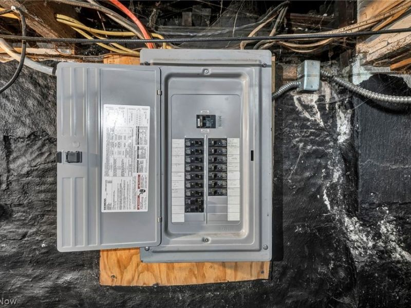 12831 Carrington Avenue, Cleveland, OH 44135 Photo 37