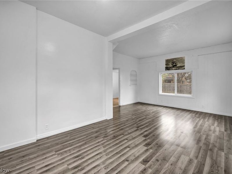 12831 Carrington Avenue, Cleveland, OH 44135 Photo 9