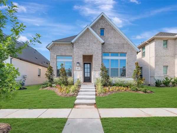 2021 Mack Avenue, Van Alstyne, TX 75495