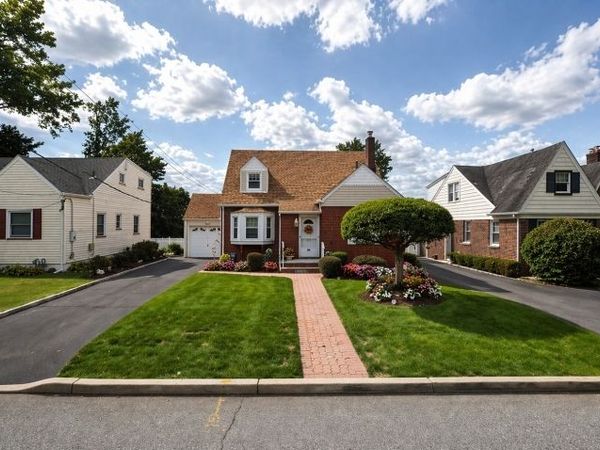 59 Pershing Rd, Clifton, NJ 07013