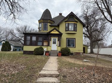 410 11th Street SW, Willmar, MN 56201