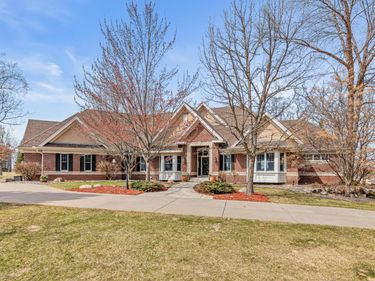 7076 115th Street N, Grant, MN 55110