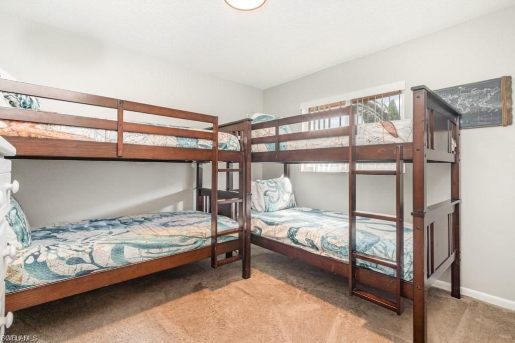 922 SE 25th Ln , Cape Coral, FL 33904 Photo