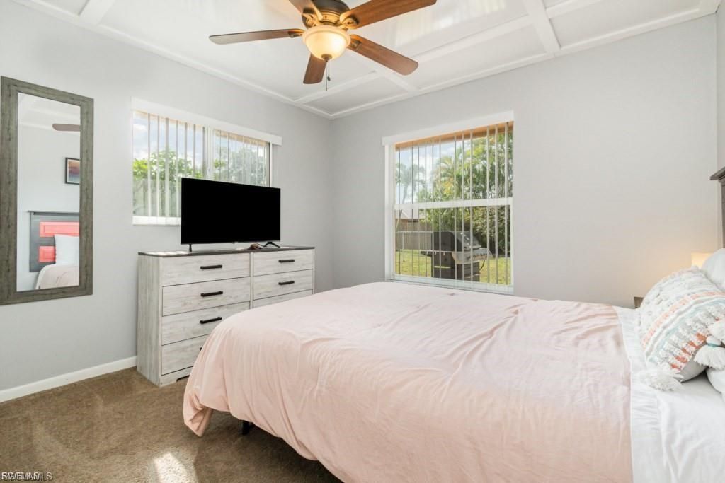 922 SE 25th Ln , Cape Coral, FL 33904 Photo