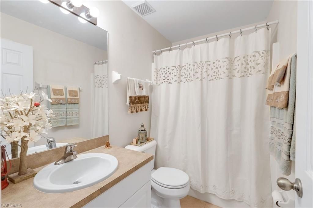 1020 Diplomat Pkwy W, Cape Coral, FL 33993 Photo