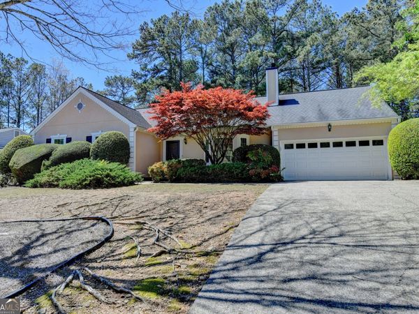 11120 Abbotts Station Drive, Johns Creek, GA 30097