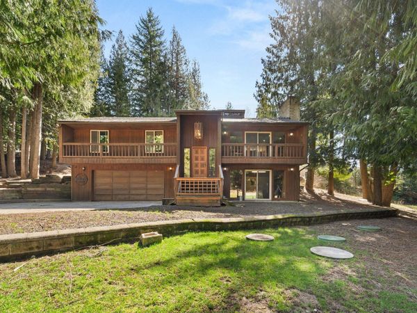22616 N Creeger Ln, Mead, WA 99021
