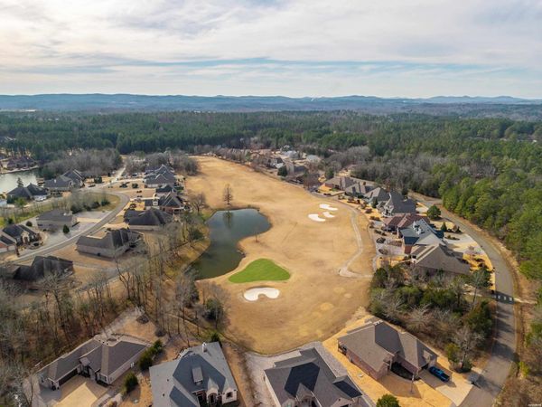 9 MANZANARES Drive, Hot Springs Village, AR 71909