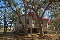 715 Ramshorn Lane photo 4