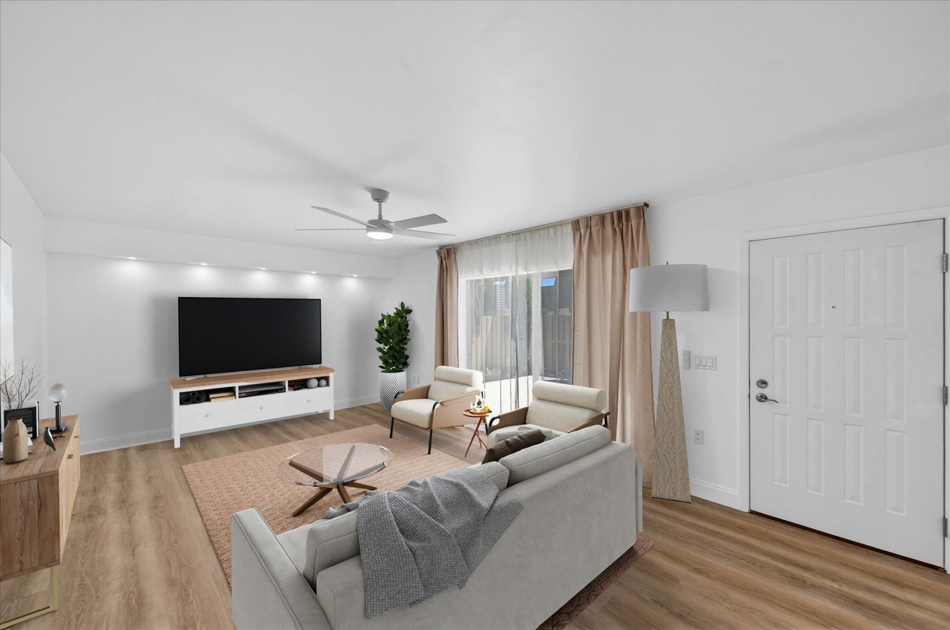 1617 16th Way, West Palm Beach, FL 33407 Photo