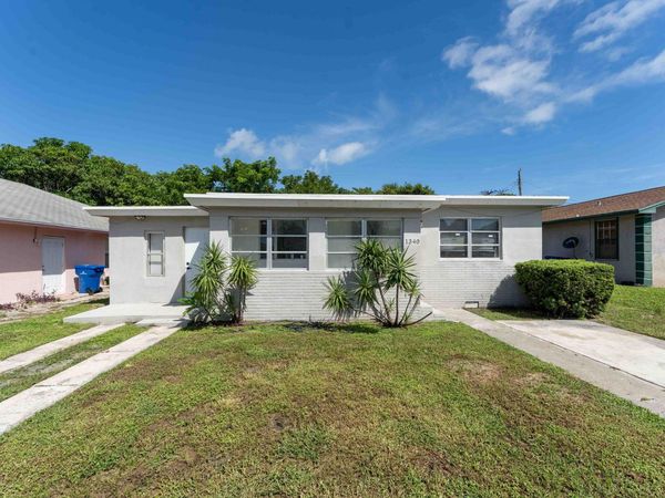 1340 W 33rd Street, West Palm Beach, FL 33404