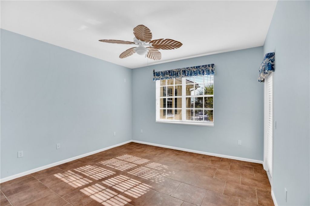 5540 N Harbor Village Drive, Unit 305, Vero Beach, FL 32967 Photo