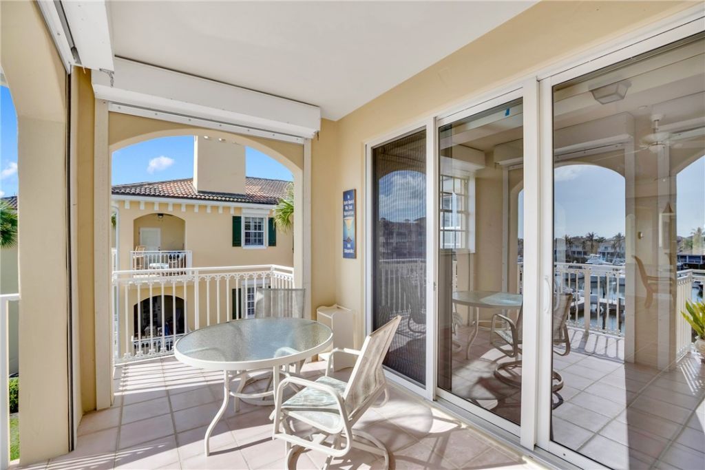 5540 N Harbor Village Drive, Unit 305, Vero Beach, FL 32967 Photo