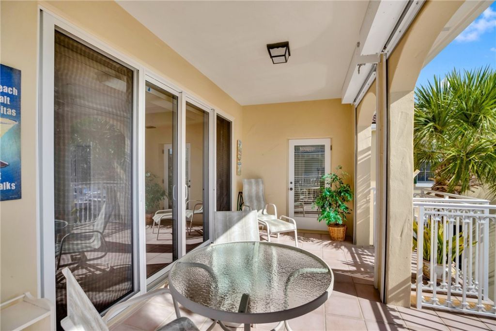 5540 N Harbor Village Drive, Unit 305, Vero Beach, FL 32967 Photo