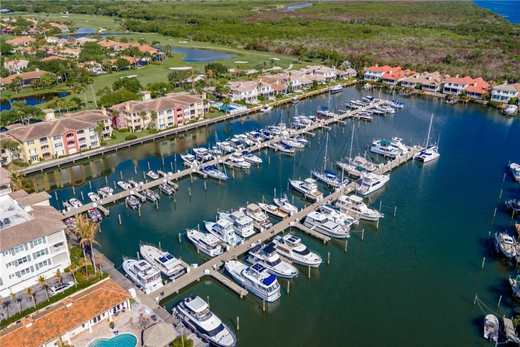 5540 N Harbor Village Drive, Unit 305, Vero Beach, FL 32967 Photo