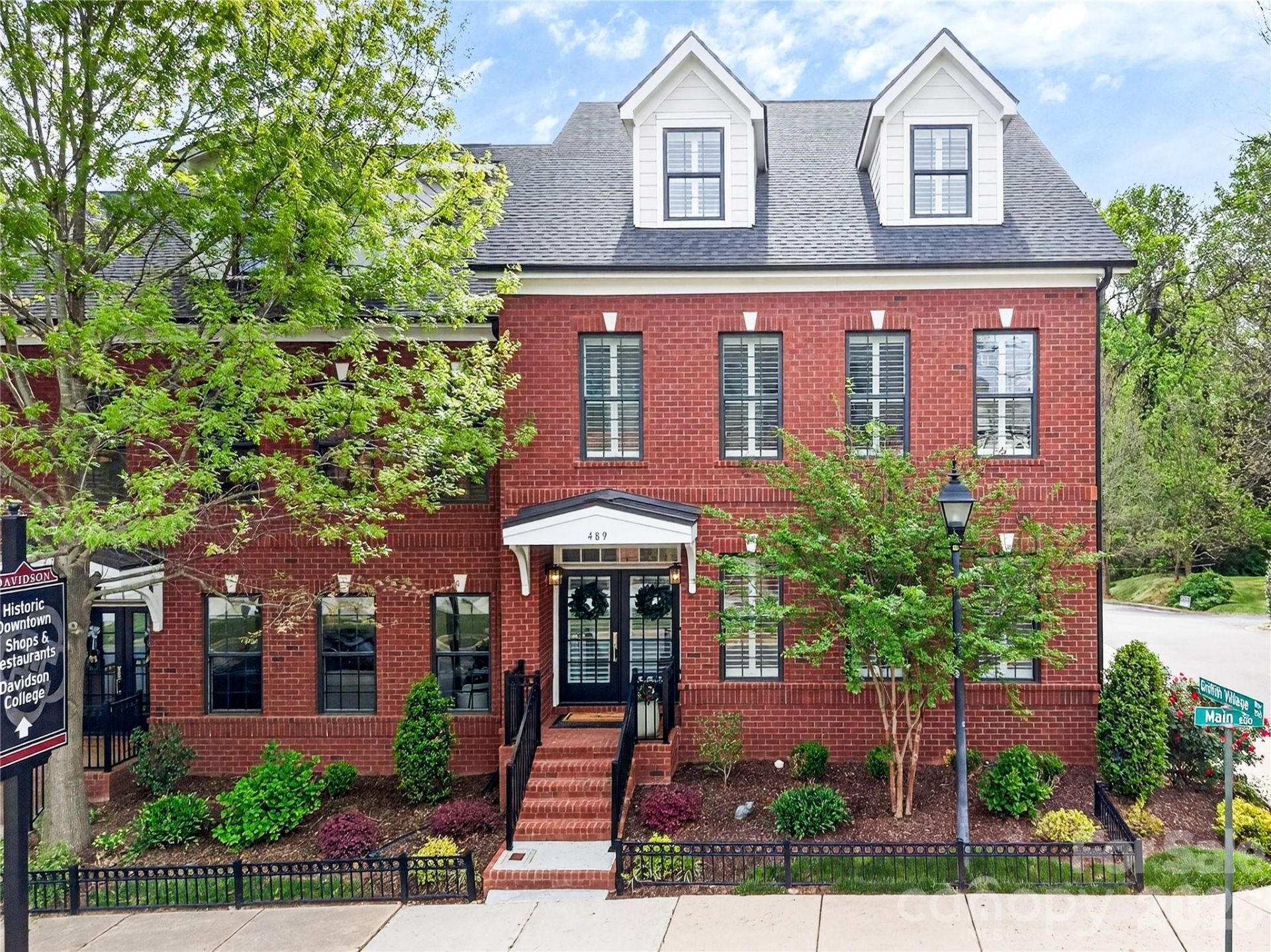 489 S Main Street, Davidson, NC 28036 Main Photo