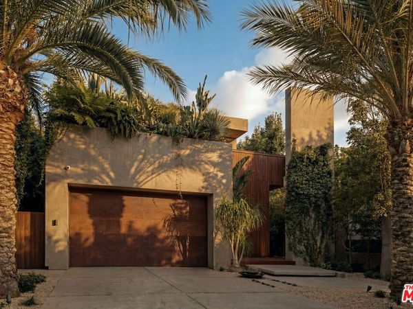 530 N La Jolla Avenue, Los Angeles, CA 90048