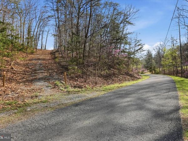 WHISPERING KNOLLS DR , WINCHESTER, VA 22603