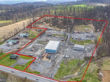 784 & 792 MEMORIAL HIGHWAY, OLEY, PA 19547