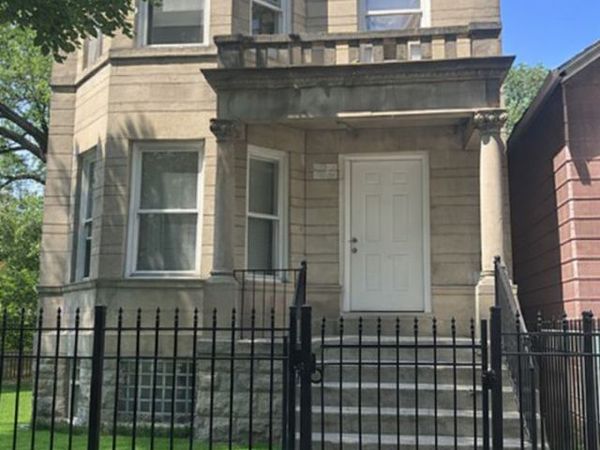5320 S Carpenter Street , Chicago, IL 60609