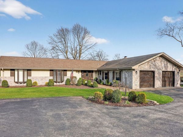 686 Golf Club Lane , Frankfort, IL 60423