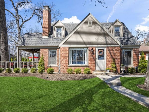 409 Valley Road , Itasca, IL 60143