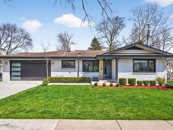 315 N Kenilworth Avenue , Elmhurst, IL 60126