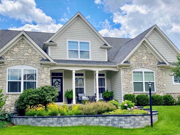 2061 Windham Circle , Wheaton, IL 60187