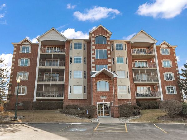 7935 Trinity Circle , Unit 1SE, Tinley Park, IL 60487