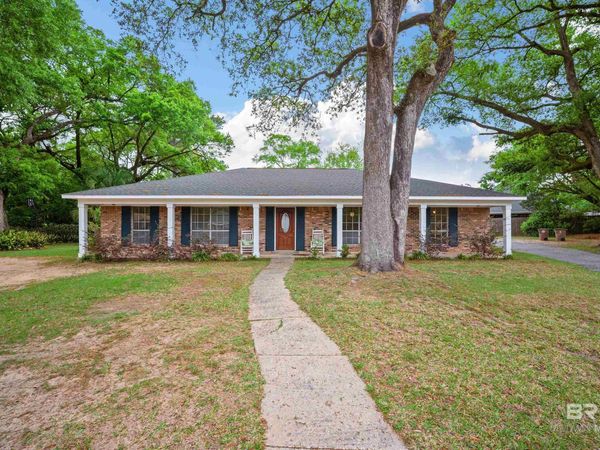 705 OAK FIELD Drive, Mobile, AL 36609