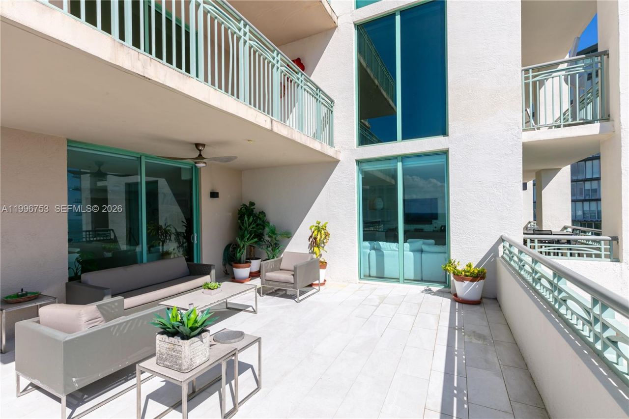 3350 SW 27th Ave, Unit 2002, Miami, FL 33133 Photo