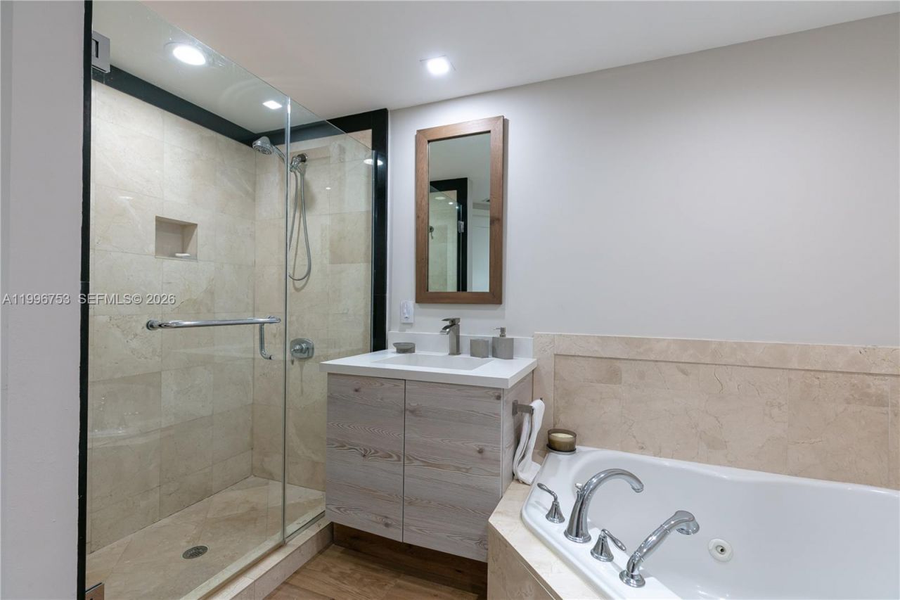 3350 SW 27th Ave, Unit 2002, Miami, FL 33133 Photo