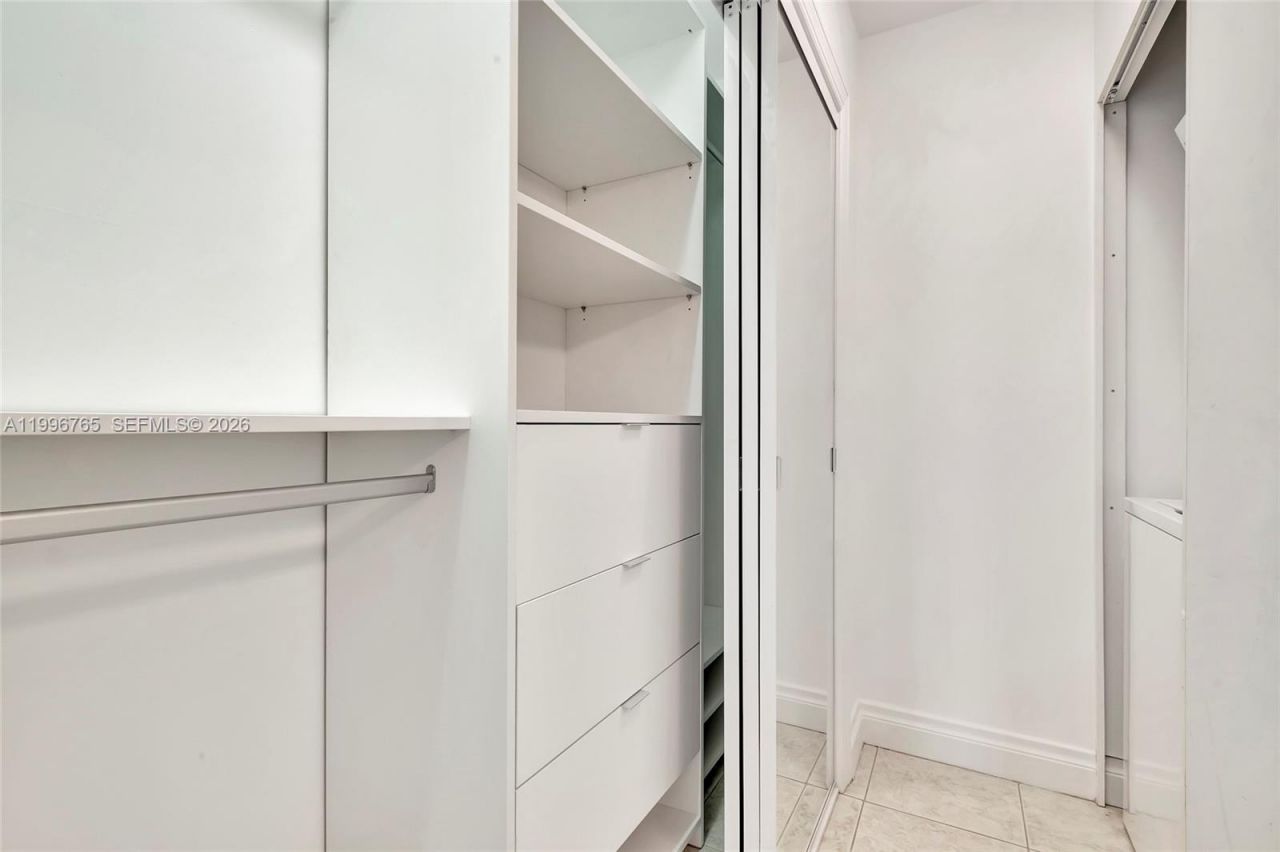 2901 S Bayshore Dr, Unit 16G, Miami, FL 33133 Photo