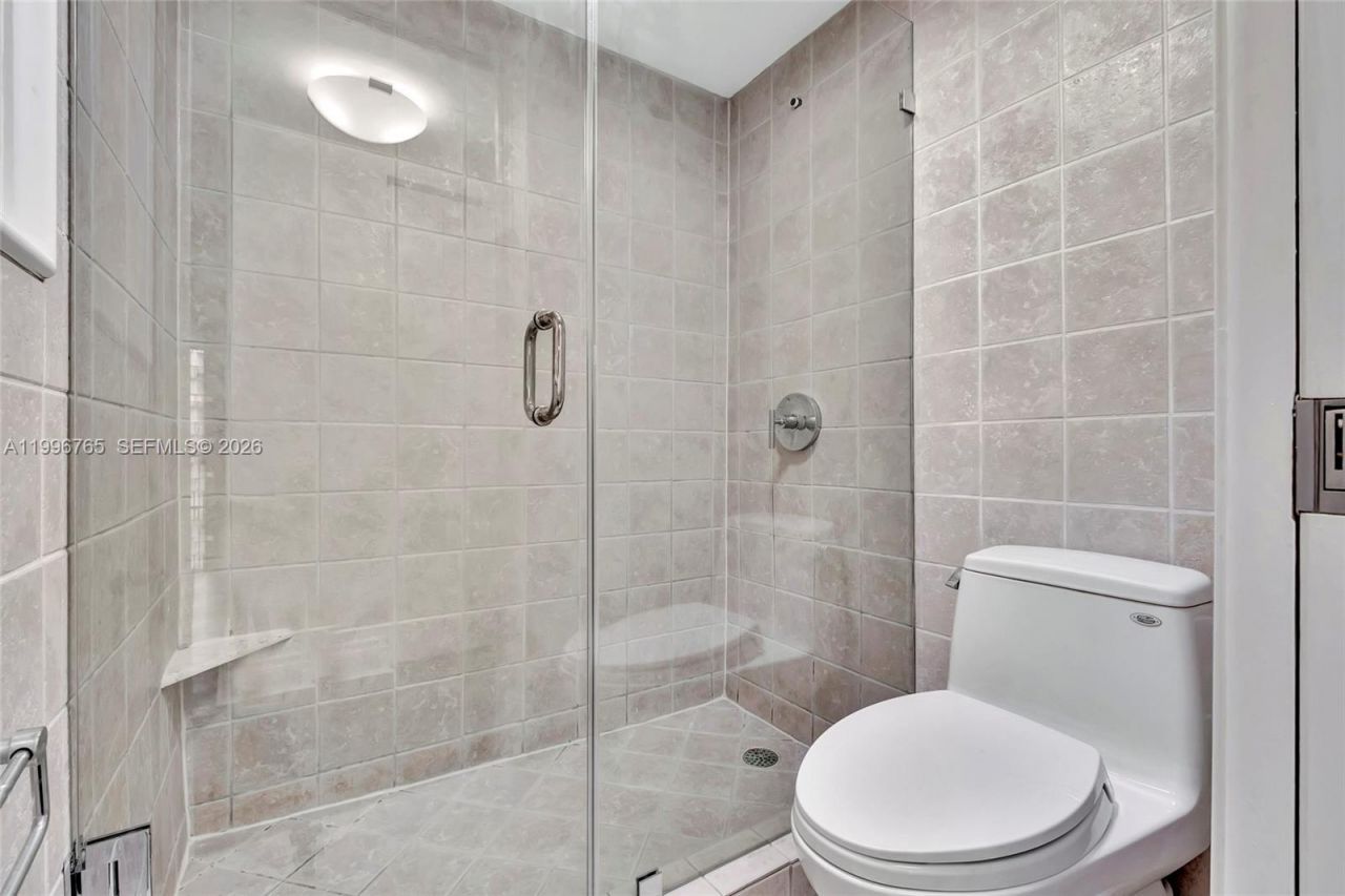 2901 S Bayshore Dr, Unit 16G, Miami, FL 33133 Photo