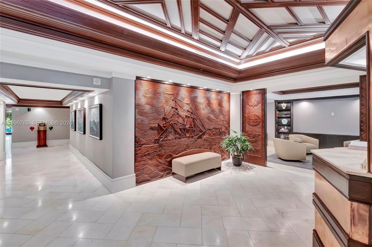 2901 S Bayshore Dr, Unit 16G, Miami, FL 33133 Photo