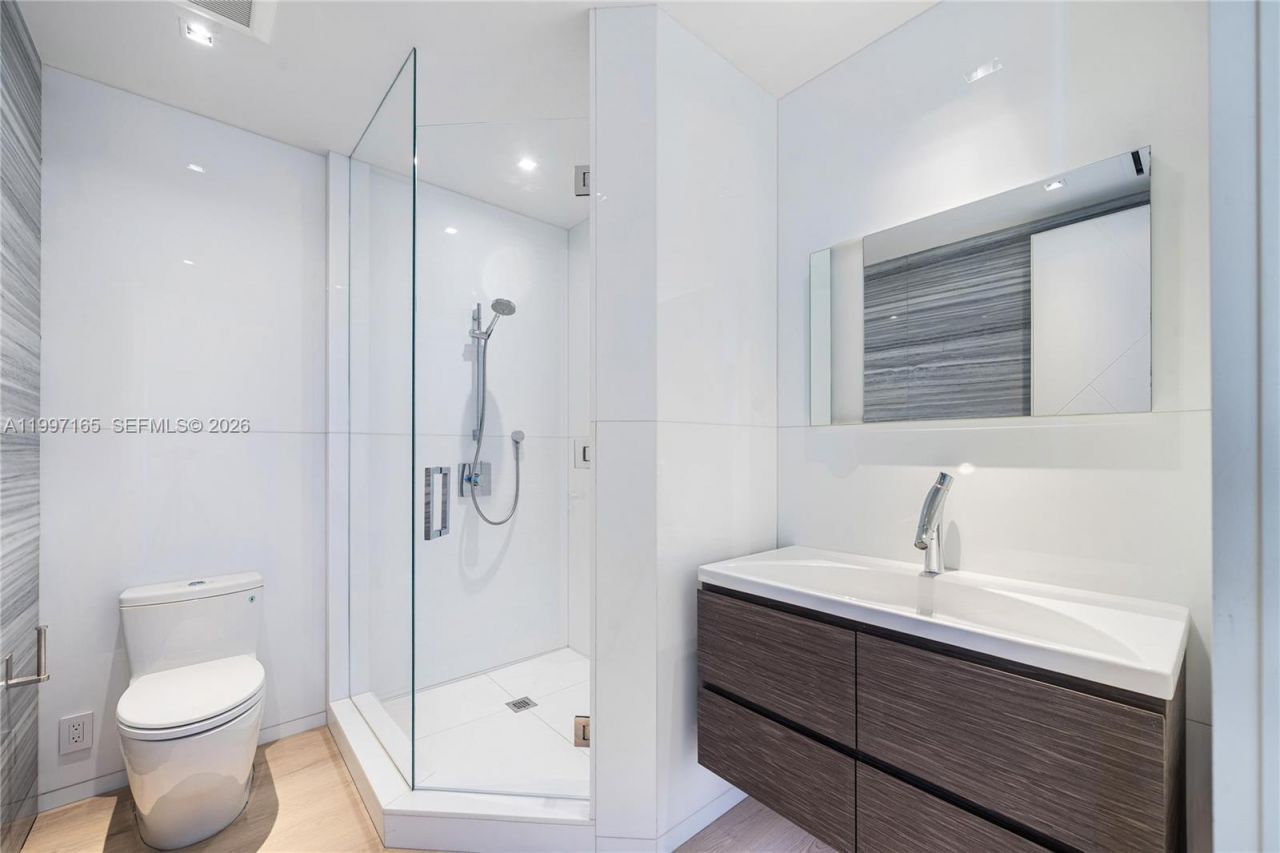 5959 Collins Ave, Unit 705, Miami Beach, FL 33140 Photo