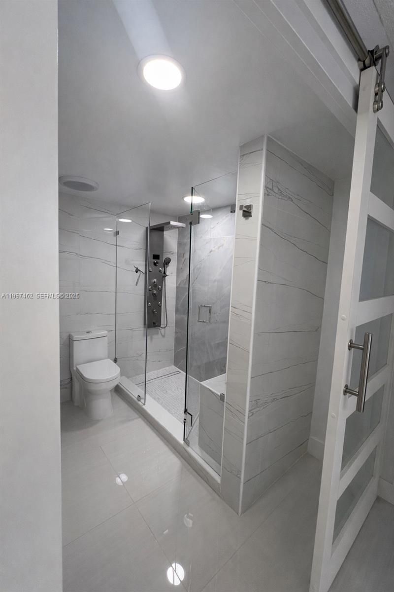 6901 Cypress Rd, Unit B17, Plantation, FL 33317 Photo