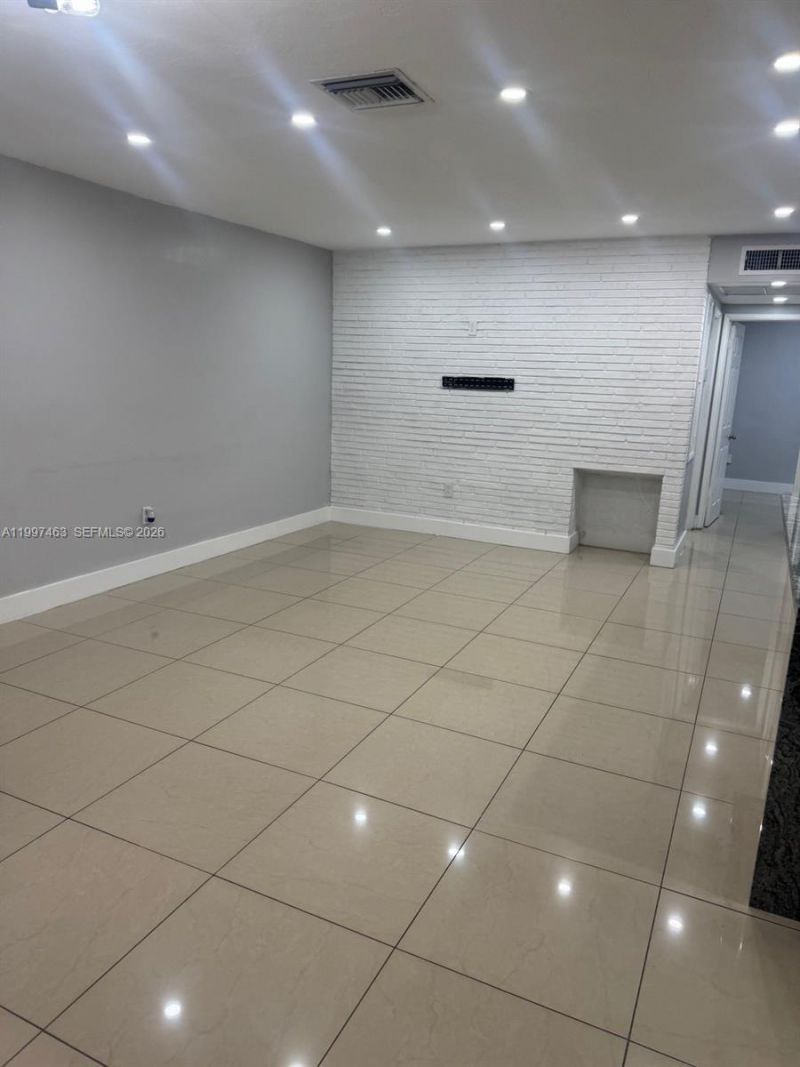 7541 Miramar Pkwy, Miramar, FL 33023 Photo