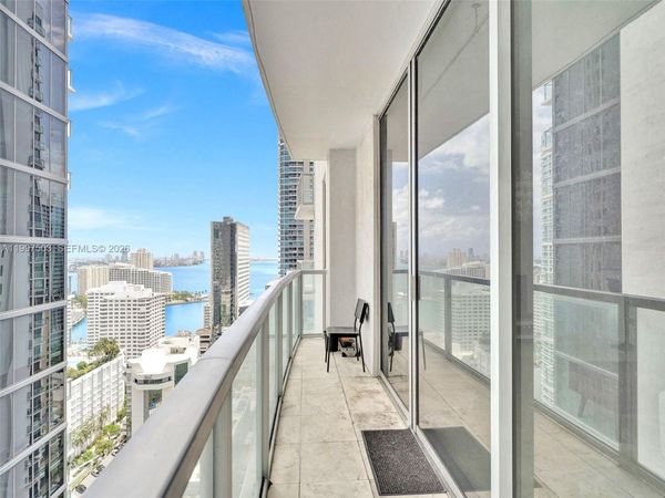 1050 Brickell Ave , Unit 2722, Miami, FL 33131