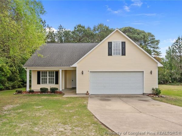 3596 Pioneer Drive, Hope Mills, NC 28348