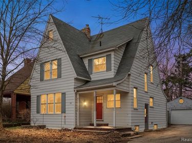 51 Mohawk Road, Pontiac, MI 48341