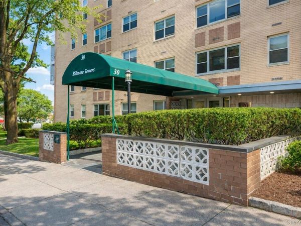 30 Lake Street, Unit 2-I, White Plains, NY 10603