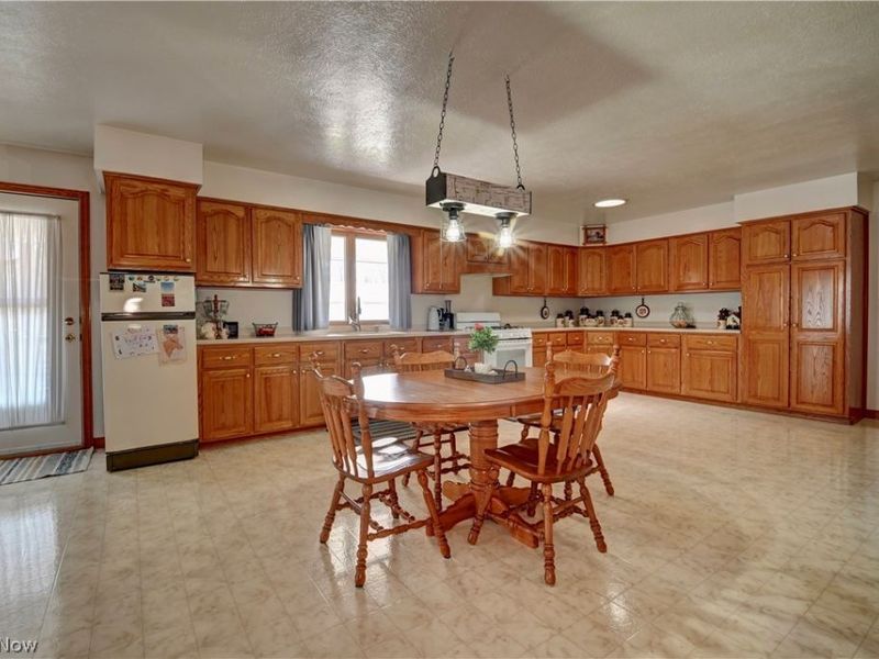 3620 Geauga Portage Easterly Road, West Farmington, OH 44491 Photo 6