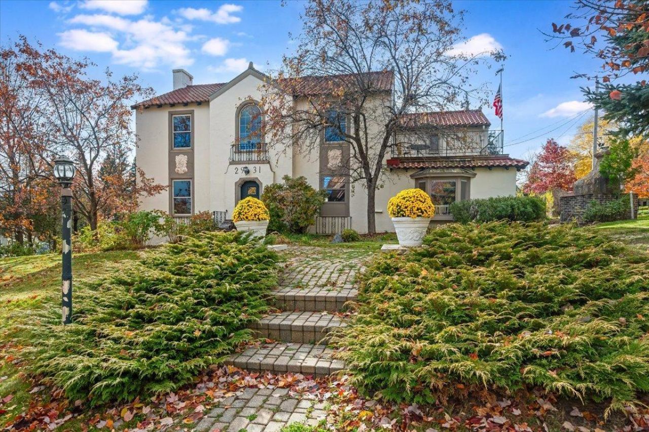 2931 Greysolon Road, Duluth, MN 55812 Main Photo