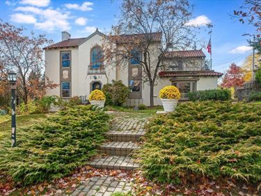 2931 Greysolon Road, Duluth, MN 55812