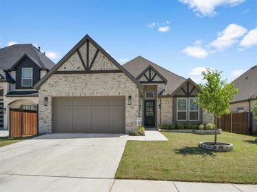 9940 Casa Frontera Drive, Fort Worth, TX 76179