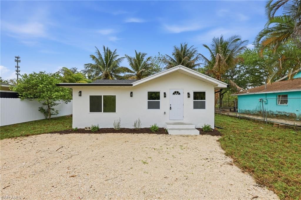 5344 Texas Ave, Naples, FL 34113 Main Photo